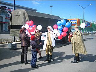 09 мая 2010 г., Барнаул   День Победы с Автоцентром АНТ- официальный дилер Hyundai и Mitsubishi