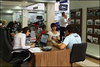 26 июля 2012 г., Барнаул   Ночной форсаж в Автоцентре АНТ- официальный дилер HYUNDAI, 26 июля с 21-00 до полуночи
