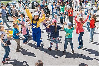 9.06.2017 Барнаул   Как в Барнауле дети построили целый микрорайон. Фоторепортаж 