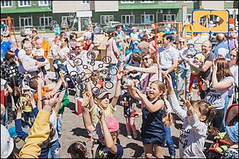9.06.2017 Барнаул   Как в Барнауле дети построили целый микрорайон. Фоторепортаж 