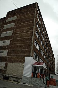 13 октября 2006 г., Барнаул   Посещение В.Колгановым завода алюминиевого литья