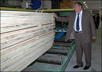 16 сентября 2006 г., Барнаул   Запуск цеха глубокой переработки дерева Ларичихинского лесхоза