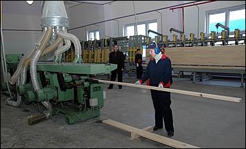 16 сентября 2006 г., Барнаул   Запуск цеха глубокой переработки дерева Ларичихинского лесхоза