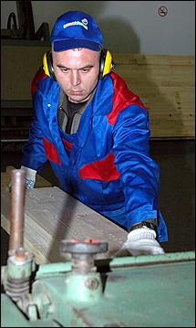 16 сентября 2006 г., Барнаул   Запуск цеха глубокой переработки дерева Ларичихинского лесхоза