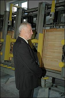 16 сентября 2006 г., Барнаул   Запуск цеха глубокой переработки дерева Ларичихинского лесхоза