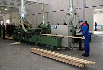 16 сентября 2006 г., Барнаул   Запуск цеха глубокой переработки дерева Ларичихинского лесхоза