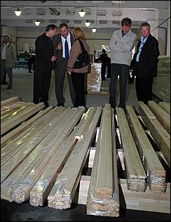 16 сентября 2006 г., Барнаул   Запуск цеха глубокой переработки дерева Ларичихинского лесхоза