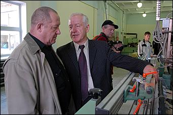 16 сентября 2006 г., Барнаул   Запуск цеха глубокой переработки дерева Ларичихинского лесхоза