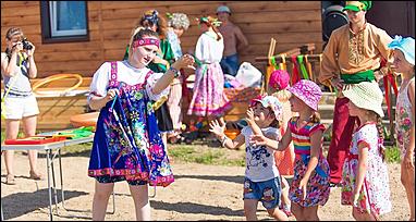 26 июнь 2017 г., Барнаул   Напитки рекой и танцы до победного: как прошел гастрономический праздник "АлтайФест". Фоторепортаж 