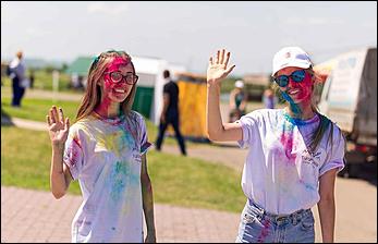 26 июнь 2017 г., Барнаул   Напитки рекой и танцы до победного: как прошел гастрономический праздник "АлтайФест". Фоторепортаж 