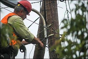 25 сентября 2019 г., Барнаул Вор остается вором. Как барнаульские энергетики отрезают от сетей должников