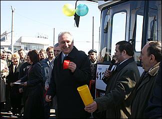 13 апреля 2007 г., Барнаул   Первый белорусский троллейбус в Барнауле