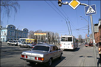 13 апреля 2007 г., Барнаул   Первый белорусский троллейбус в Барнауле