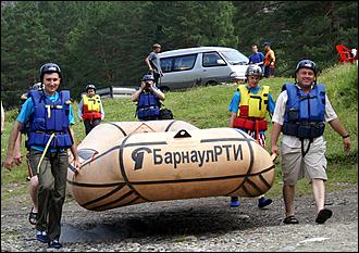15 июля 2006 г., Барнаул   Испытания рафта "Барнаул РТИ"