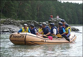 15 июля 2006 г., Барнаул   Испытания рафта "Барнаул РТИ"