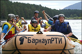 15 июля 2006 г., Барнаул   Испытания рафта "Барнаул РТИ"