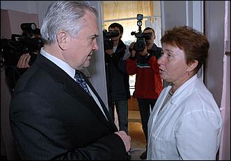 7 сентября 2006 г., Барнаул   Посещение детского отделения горбольцины №10 В.Колгановым