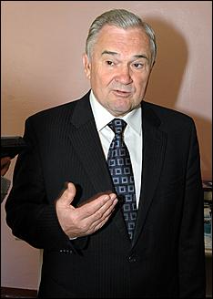 7 сентября 2006 г., Барнаул   Посещение детского отделения горбольцины №10 В.Колгановым