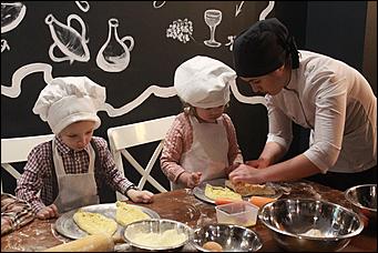 17 февраля 2016г., Барнаул   Ресторанчик кавказской кухни и кафе городского типа "Цицаки" предлагают спецпрограмму для гостей