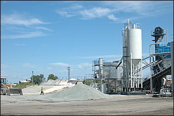 28 июль 2017 г., Камень на Оби   Новые дороги для алтайских курортов: как в Камне-на-Оби открыли асфальтобетонный завод 