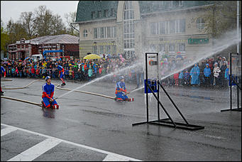 30 апреля 2017 Барнаул   Дым, огонь и медные трубы. Как в Барнауле отметили День пожарной охраны