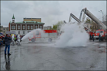 30 апреля 2017 Барнаул   Дым, огонь и медные трубы. Как в Барнауле отметили День пожарной охраны