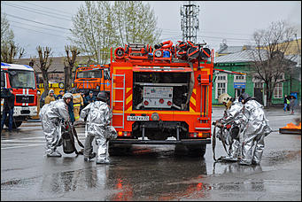 30 апреля 2017 Барнаул   Дым, огонь и медные трубы. Как в Барнауле отметили День пожарной охраны