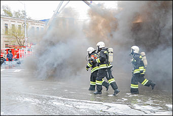 30 апреля 2017 Барнаул   Дым, огонь и медные трубы. Как в Барнауле отметили День пожарной охраны