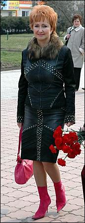 9 мая 2006 г. Барнаул   Возложение венков к мемориалу Славы 