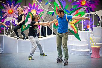 22 август 2017 г., Барнаул Эльфы, феи и цветы: показываем, каким будет премьерный спектакль театра музкомедии "Дюймовочка"