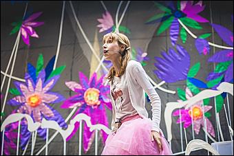 22 август 2017 г., Барнаул Эльфы, феи и цветы: показываем, каким будет премьерный спектакль театра музкомедии "Дюймовочка"