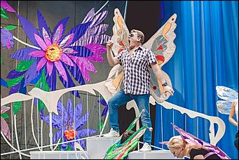 22 август 2017 г., Барнаул Эльфы, феи и цветы: показываем, каким будет премьерный спектакль театра музкомедии "Дюймовочка"