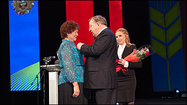 2 март 2016 г., Барнаул © Амител Вячеслав Мельников   В театре драмы прошел слет лучших животноводов Алтайского края. Фоторепортаж