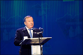 2 март 2016 г., Барнаул © Амител Вячеслав Мельников   В театре драмы прошел слет лучших животноводов Алтайского края. Фоторепортаж