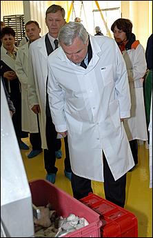 19 сентября 2006 г., Барнаул   Как перерабатывают рыбу на барнаульском предприятии "Диаф"?