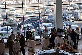 24 марта 2012    Автоцентр АНТ – официальный дилер HYUNDAI провел ПЕРВУЮ в Алтайском крае ярмарку автокредитов
  