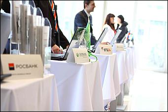 24 марта 2012    Автоцентр АНТ – официальный дилер HYUNDAI провел ПЕРВУЮ в Алтайском крае ярмарку автокредитов
  