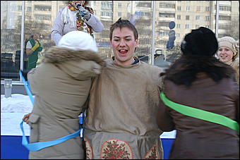 1 марта 2009 г, Барнаул, Автоцентр АНТ   Презентация двух новых марок Hyundai i30 и ix55