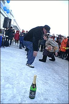 1 марта 2009 г, Барнаул, Автоцентр АНТ   Презентация двух новых марок Hyundai i30 и ix55