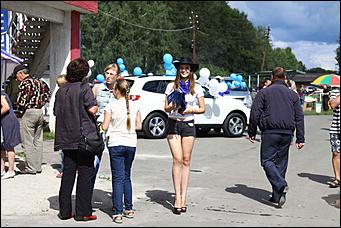 18 - 19 августа 2012 г., Барнаул   Автоцентр АНТ - официальный дилер Hyundai посетил конные бега на "Кубке губернатора 2012"
