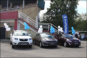 18 - 19 августа 2012 г., Барнаул   Автоцентр АНТ - официальный дилер Hyundai посетил конные бега на "Кубке губернатора 2012"
