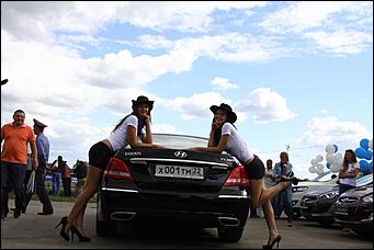 18 - 19 августа 2012 г., Барнаул   Автоцентр АНТ - официальный дилер Hyundai посетил конные бега на "Кубке губернатора 2012"
