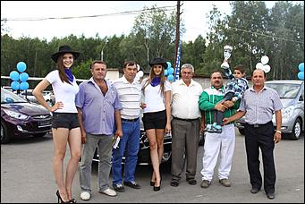 18 - 19 августа 2012 г., Барнаул   Автоцентр АНТ - официальный дилер Hyundai посетил конные бега на "Кубке губернатора 2012"
