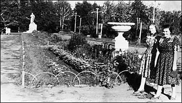 27 апрель 2016 г., Барнаул   Черно-белое прошлое: каким остался барнаульский парк "Изумрудный" на снимках советских фотографов? 