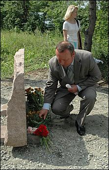 5 июля 2006 г., Барнаул   Освящение камня в фундамент Иоанно-Предтеченского храма 