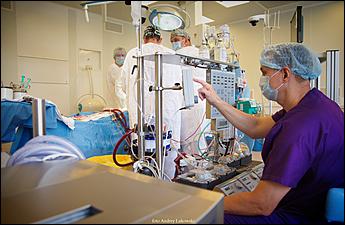 19 сентябрь 2019 г.   Сердце, бейся. Фоторепортаж с уникальной кардиологической операции в Алтайском крае