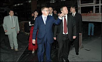 26 мая 2006 г, Барнаул   <P>Поездка Главы края на барнаульский завод АТИ</P>