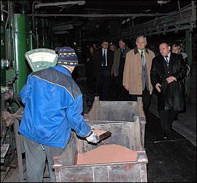 9 ноября 2006 г., Барнаул   Поездка главы Барнаула на барнаульский завод АТИ