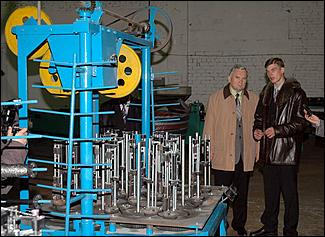 9 ноября 2006 г., Барнаул   Поездка главы Барнаула на барнаульский завод АТИ