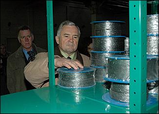 9 ноября 2006 г., Барнаул   Поездка главы Барнаула на барнаульский завод АТИ